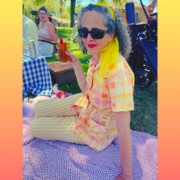 Meet your Posher, Lisa - Picture 4 of 16